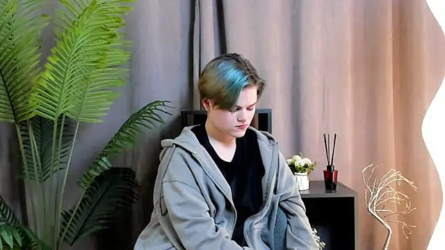 RoyceCamon's cam snapshot