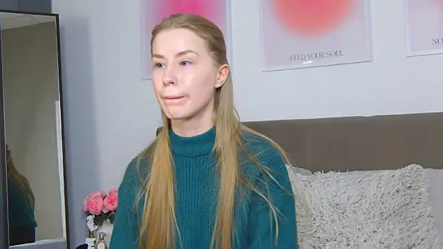 VioletiSwone's cam snapshot