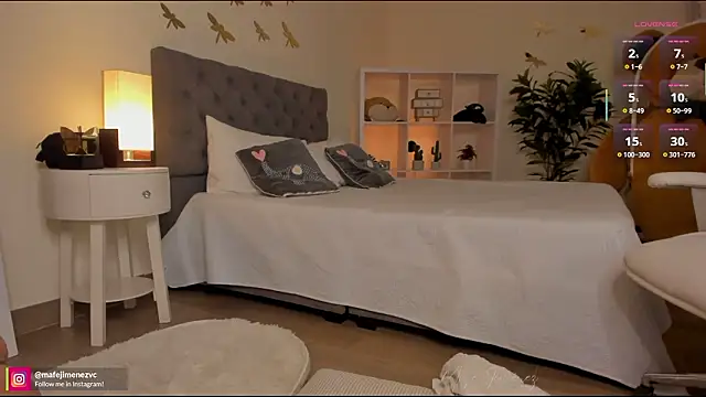 missvancouver's cam snapshot