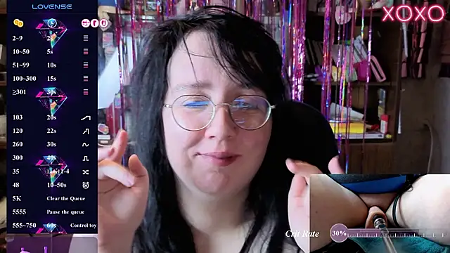 LeonaHarrison live sex cam