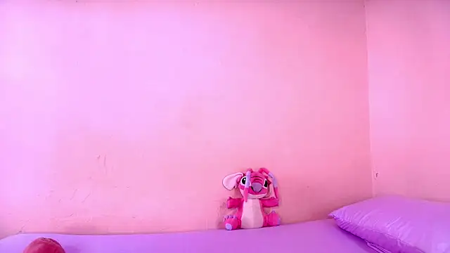 Venus2357 live sex cam