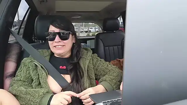 Vickiebee's cam snapshot