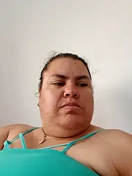 yaneth_'s cam snapshot