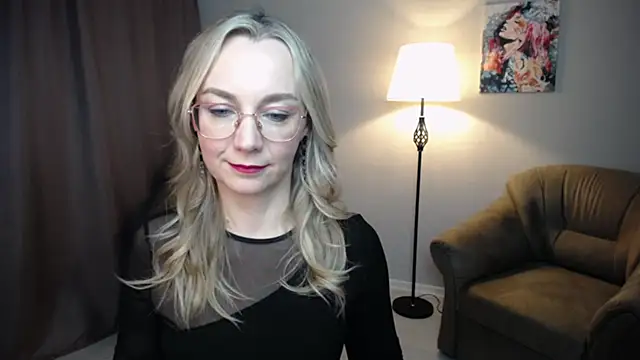 Ava_Elior's cam snapshot