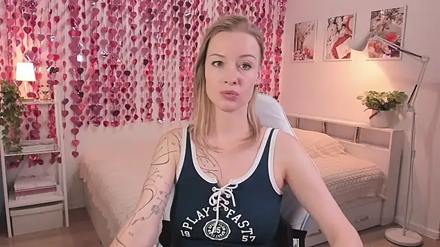 MissRightX's cam snapshot