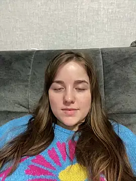 Lady_woman's cam snapshot