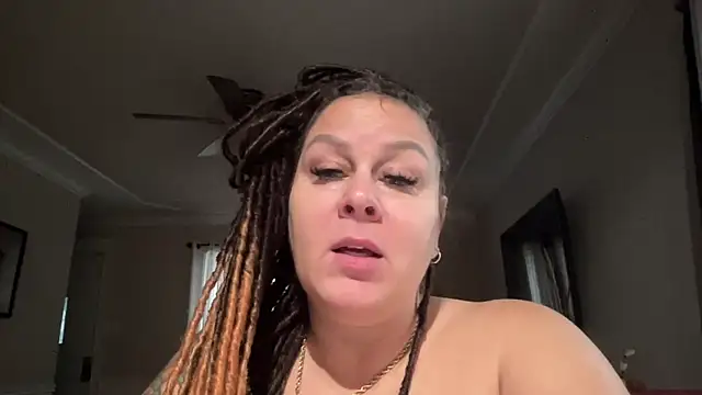 WorldsGreatestCockRater's cam snapshot