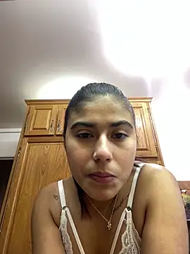 adorablepetite's cam snapshot