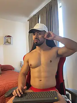Ezzio_Scolaro live sex cam