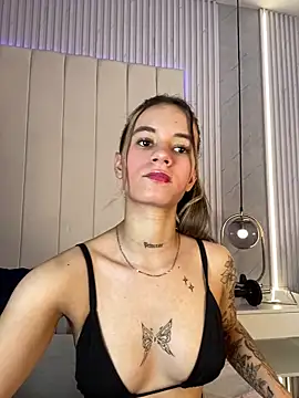 JuliaColemann live sex cam