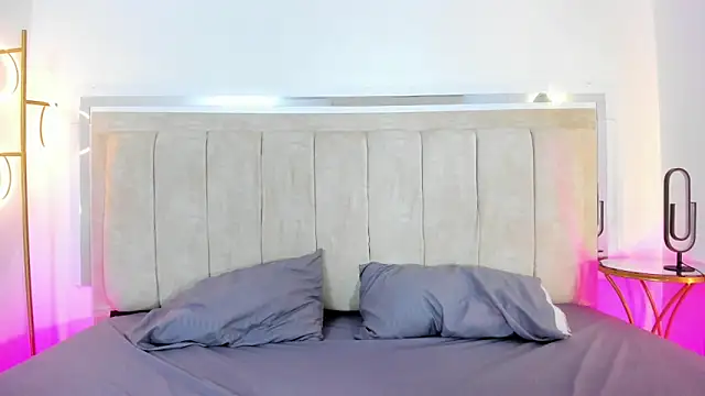 MiaThomson__'s cam snapshot