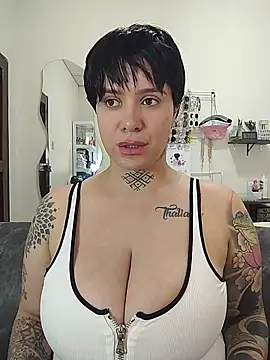 KatInk's cam snapshot