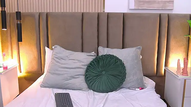 Jessie_GB's cam snapshot