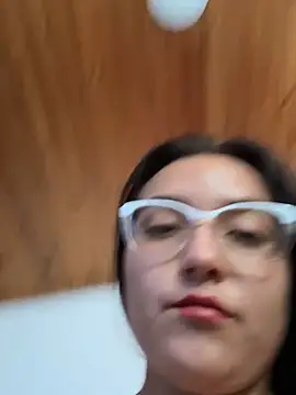 Eiymi's cam snapshot