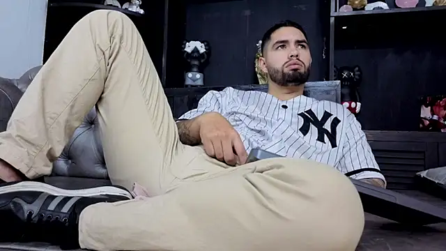 matteosantos live sex cam