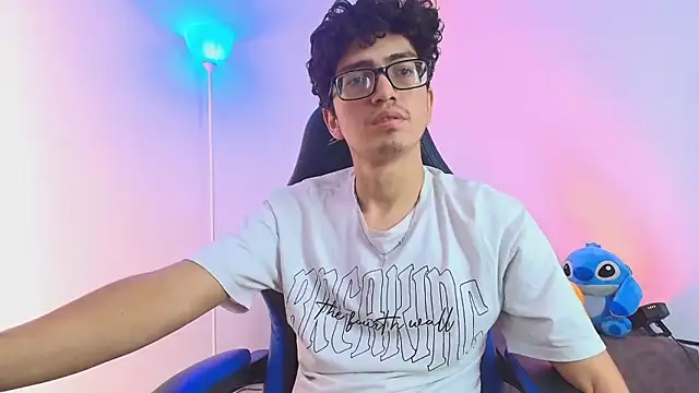 TylerWhite_ live sex cam