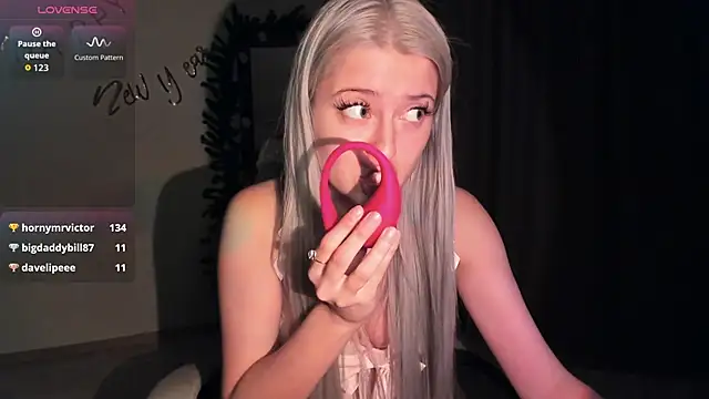 Lana_Younes live sex cam