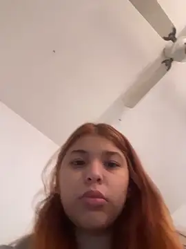 baddieasiantv's cam snapshot