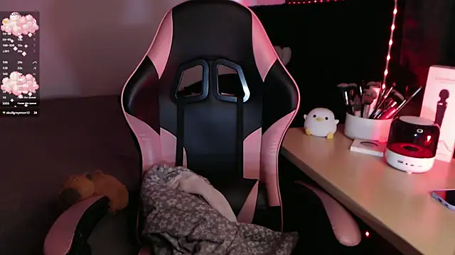 Theprojectsaraa's cam snapshot