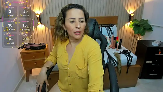 luciana_ballesteros_'s cam snapshot