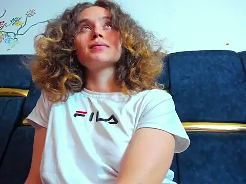 fulfill_fantasies1's cam snapshot