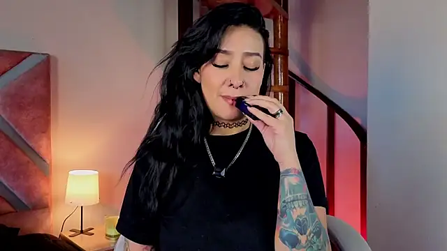 _kelly_hous36's cam snapshot