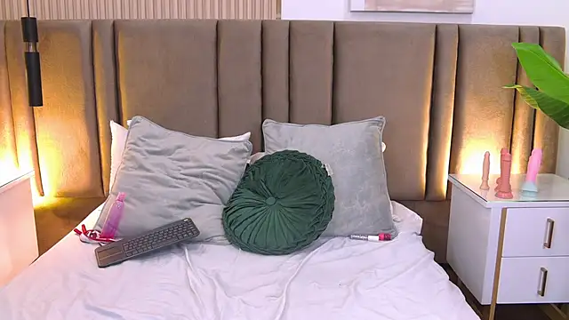 Jessie_GB's cam snapshot