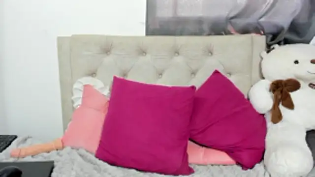 macarenaawills live sex cam