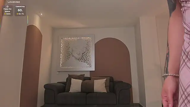 MilaVelvet_ live sex cam