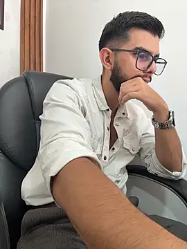 Milosky000 live sex cam