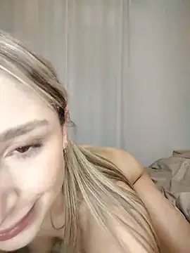 mikateen live sex cam