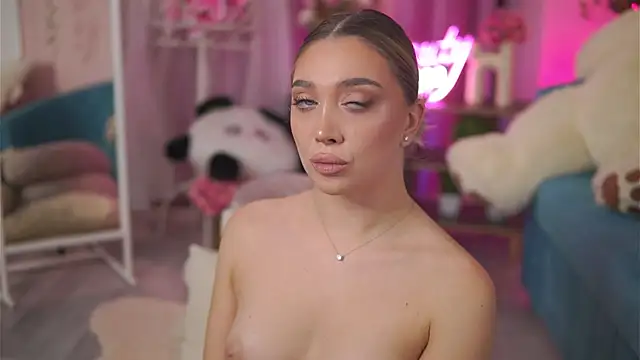 NadyaBlue's cam snapshot