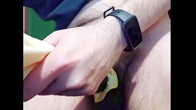 hairyuncut00's cam snapshot