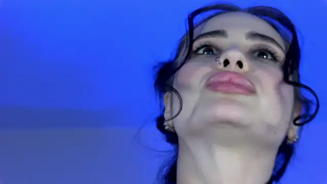 AdrianaTorres's cam snapshot