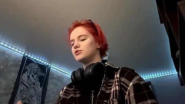 CutieGoga's cam snapshot