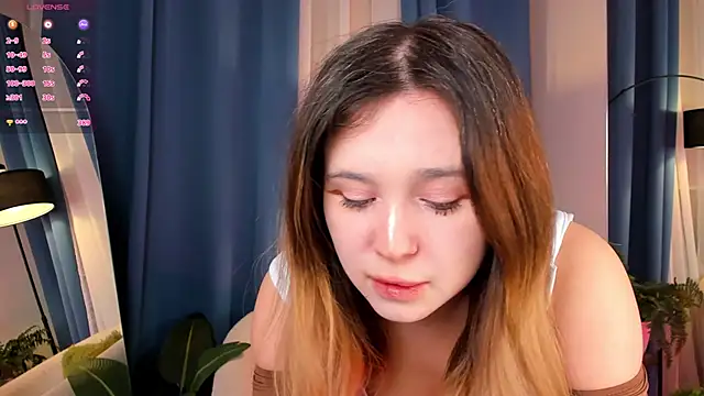 Lina_Glow's cam snapshot