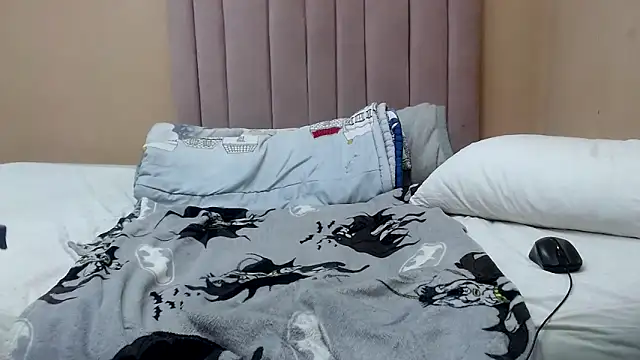 ThickDiva99's cam snapshot