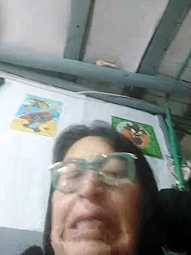 clarita_01's cam snapshot