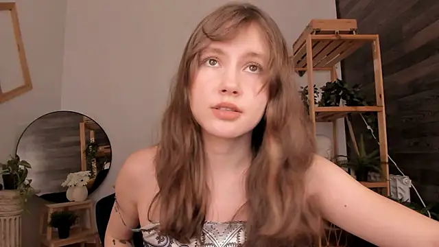 MaryannSoftt's cam snapshot