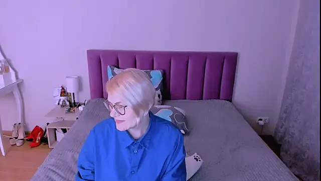 sabrinamacmarren's cam snapshot