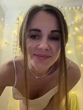 LucieMack's cam snapshot