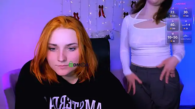 casey_meow_'s cam snapshot