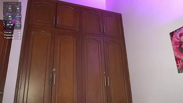 pocahotass_11's cam snapshot