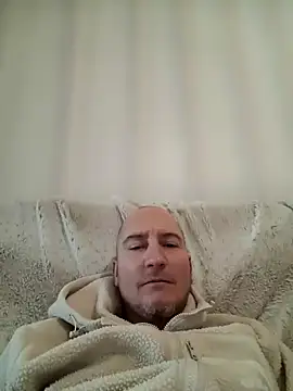 bretonbreton35's cam snapshot