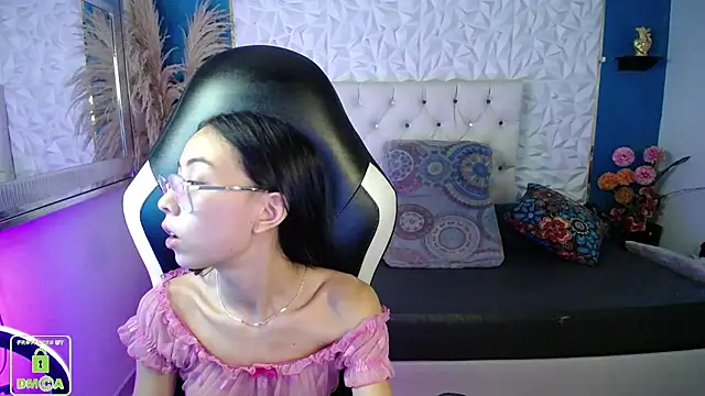 NathaliaSweet_11's cam snapshot