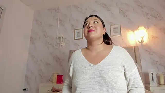 Paula_And's cam snapshot