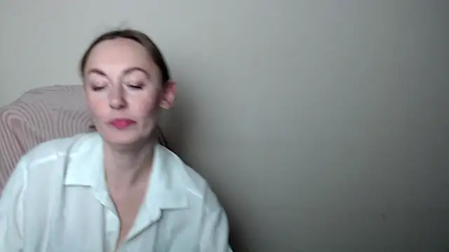 LiaSeass_'s cam snapshot