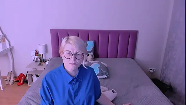 sabrinamacmarren's cam snapshot