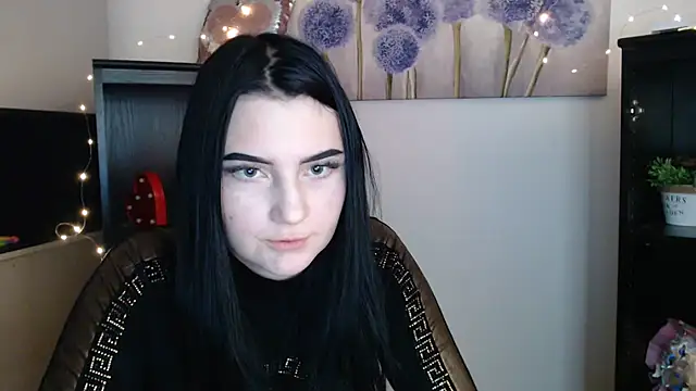 TurnMe_On's cam snapshot