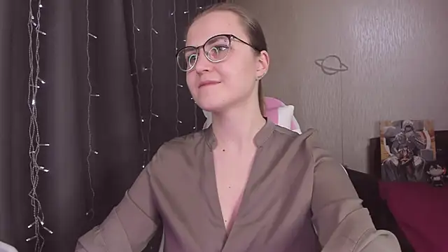 MissBrightShine's cam snapshot